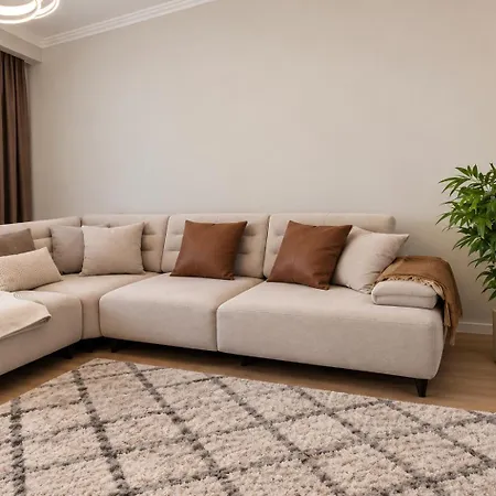 Oslo At Golden Tower Modern 2br Apartment *