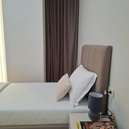 Oslo At Golden Tower Modern 2br Apartment