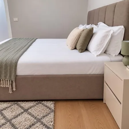 Apartment Oslo At Golden Tower Modern 2br *
