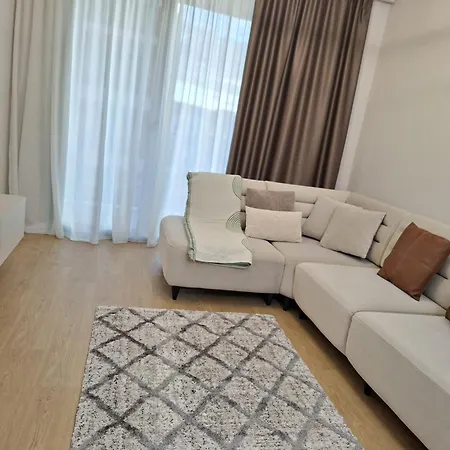 Apartment Oslo At Golden Tower Modern 2br