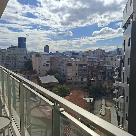 Apartment Oslo At Golden Tower Modern 2br